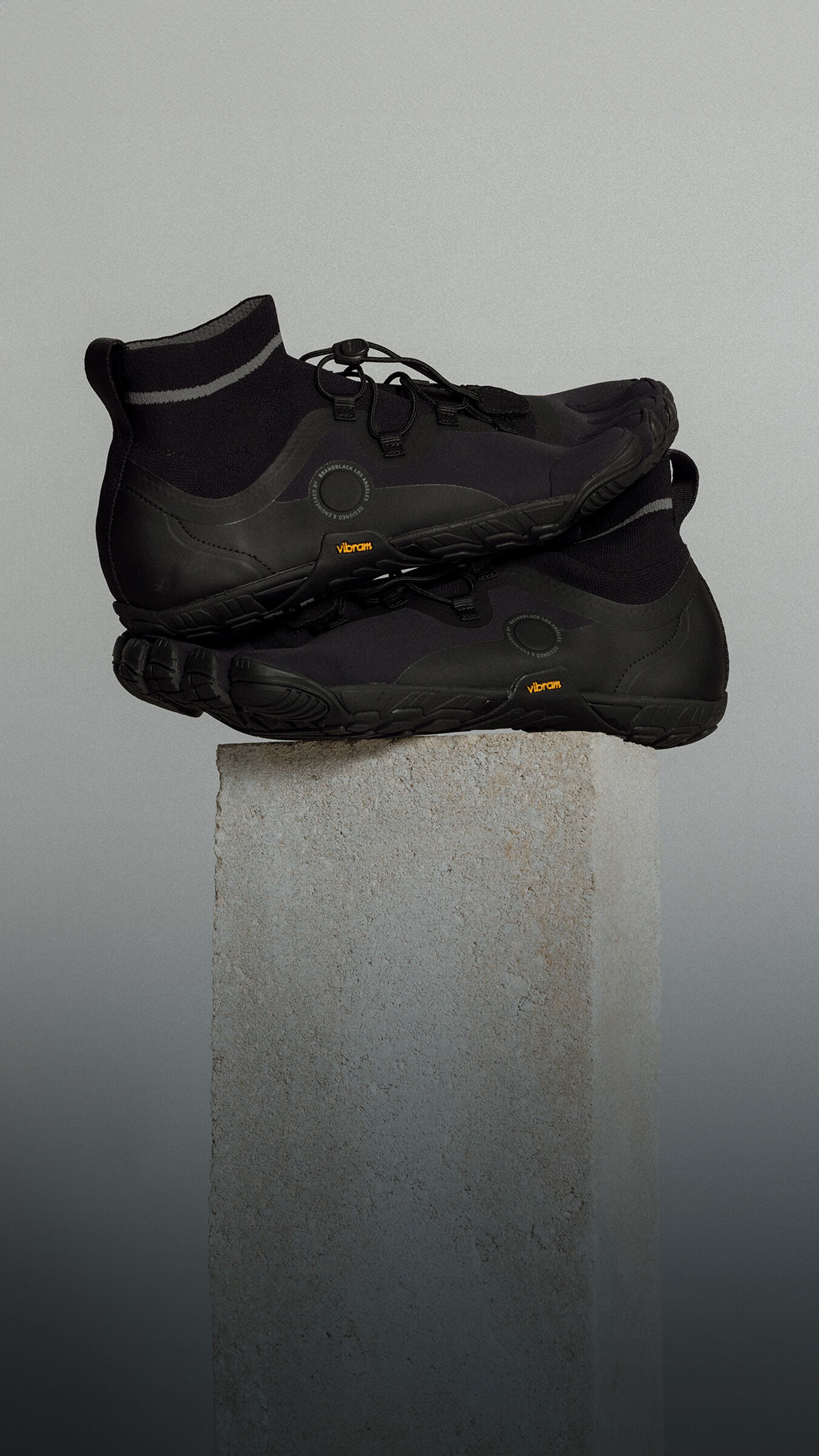 shop vibram fivefingers for brand black